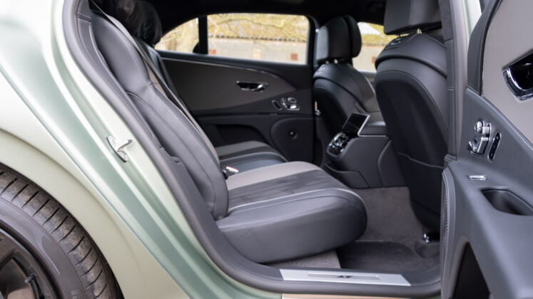 Bentley Flying Spur Hybrid rear seat front