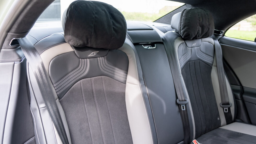 Bentley Flying Spur Hybrid rear seats