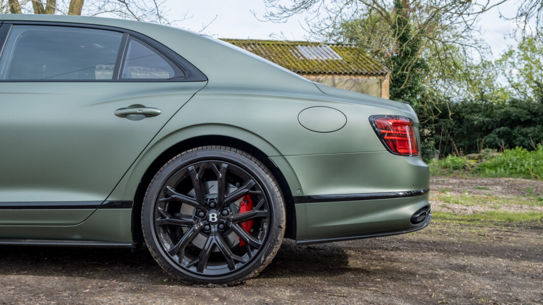 Bentley Flying Spur Hybrid suspension