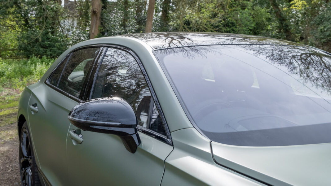 Bentley Flying Spur Hybrid visibility