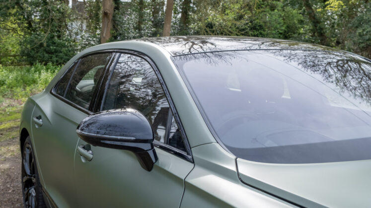 Bentley Flying Spur Hybrid visibility