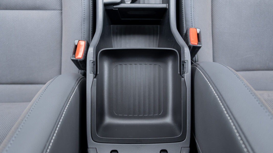 Hyundai Kona armrest storage