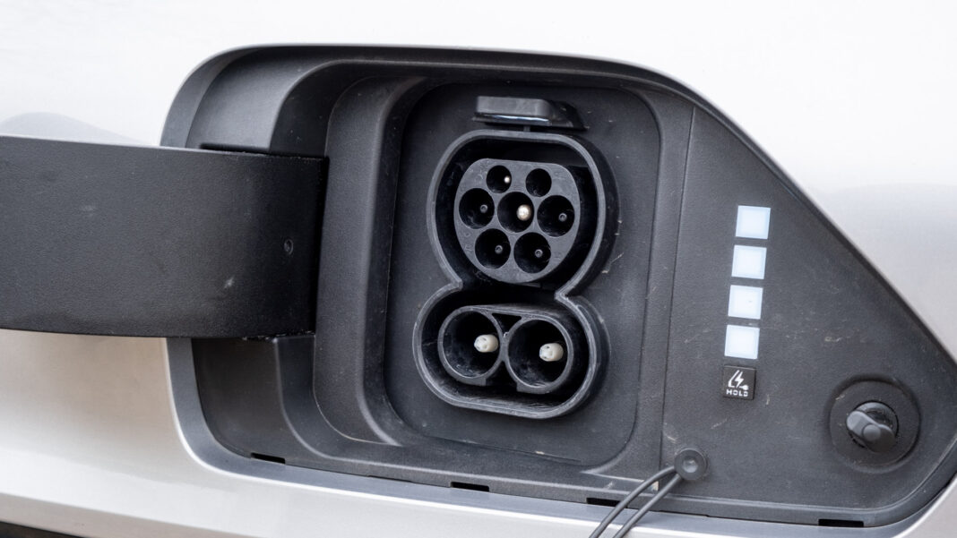 Hyundai Kona charging