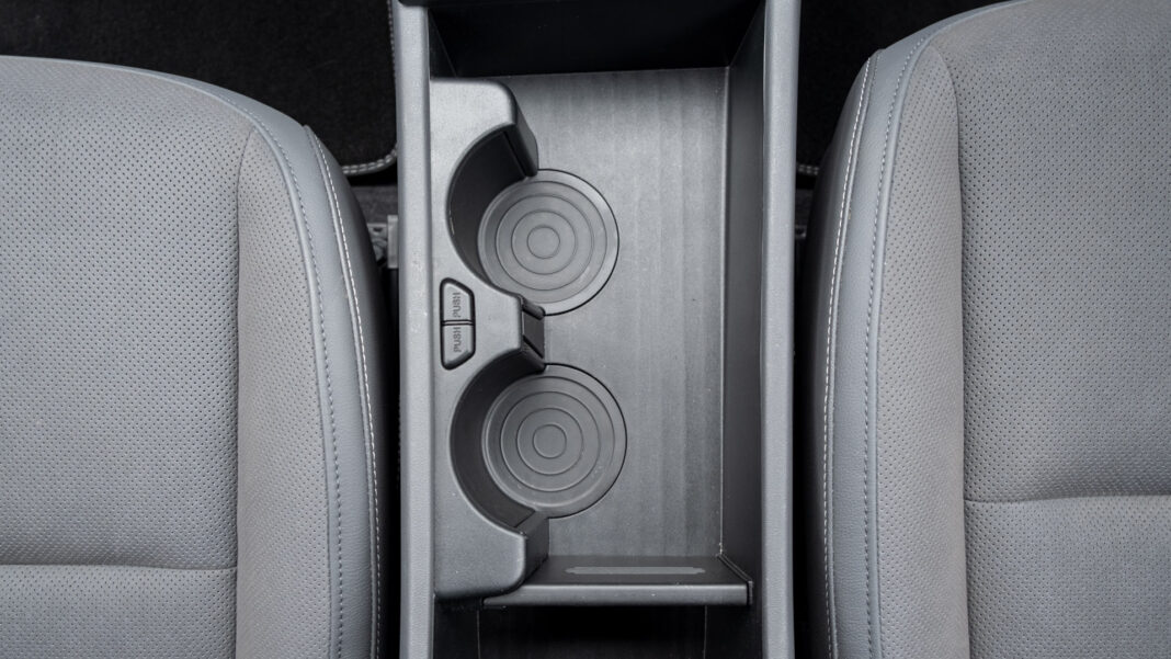 Hyundai Kona cupholder design