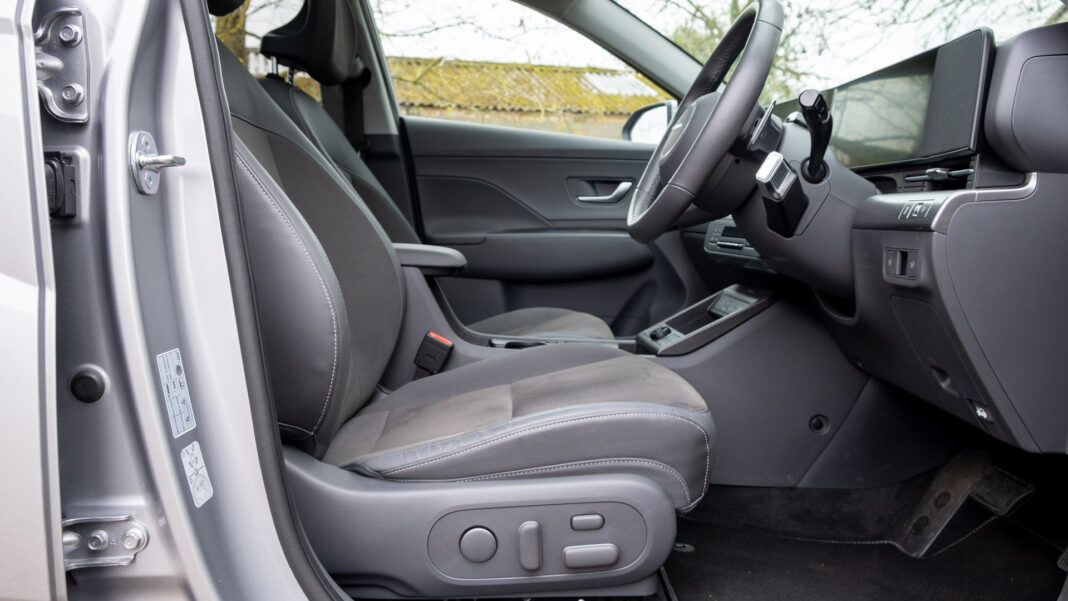 Hyundai Kona front seats