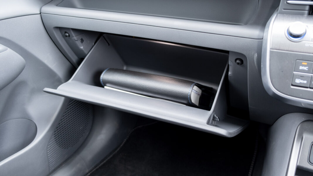 Hyundai Kona glove box