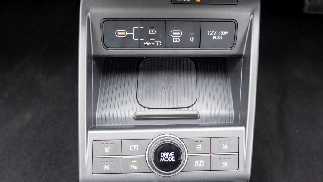 Hyundai Kona wireless charger