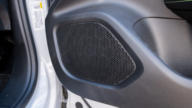 New Peugeot E-2008 front door speaker