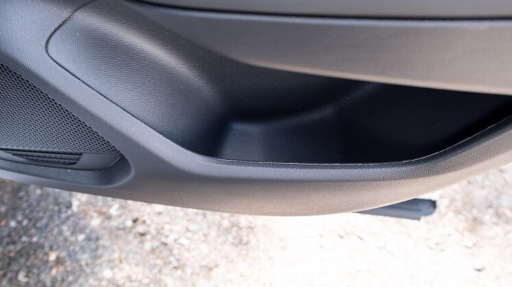 New Peugeot E-2008 rear door compartment