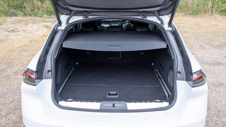 Peugeot 508 boot space