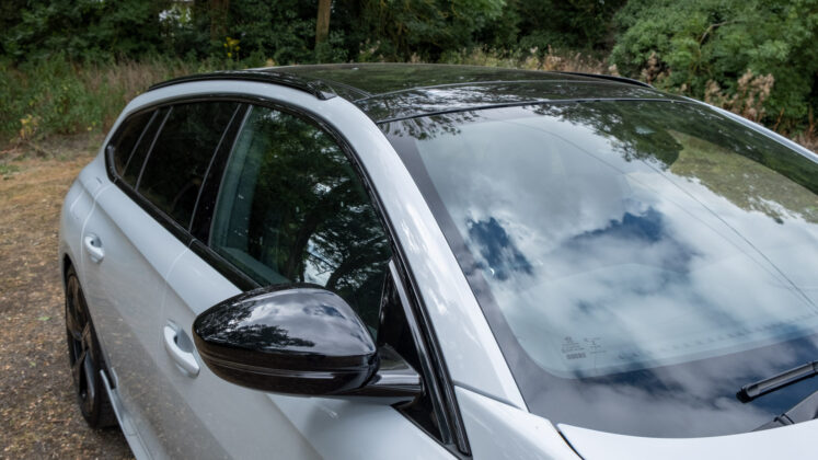 Peugeot 508 front visibility