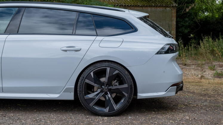 Peugeot 508 rear wheels