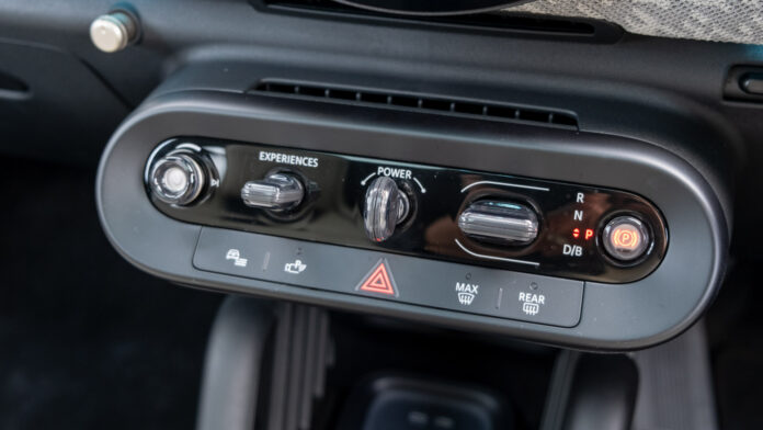 Mini Cooper Electric audio review: Worth getting Harman Kardon speakers ...