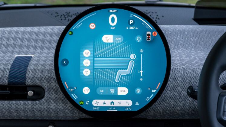 Mini Cooper Electric climate controls