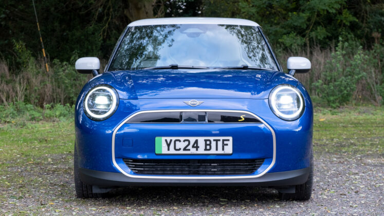 Mini Cooper Electric front profile