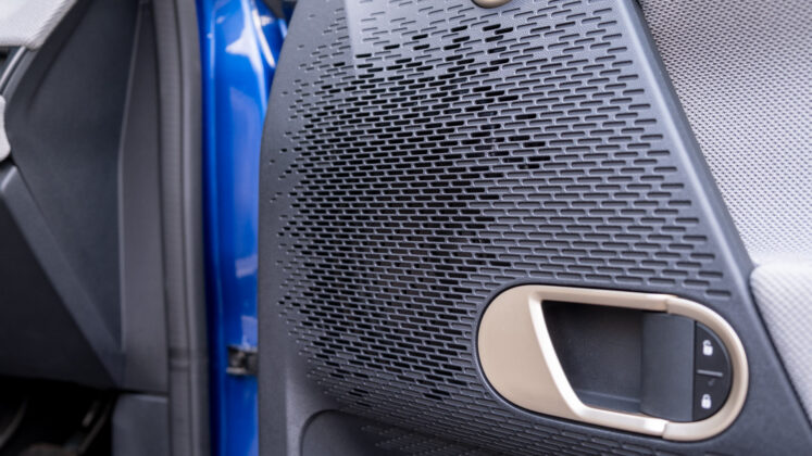 Mini Cooper Electric front speaker