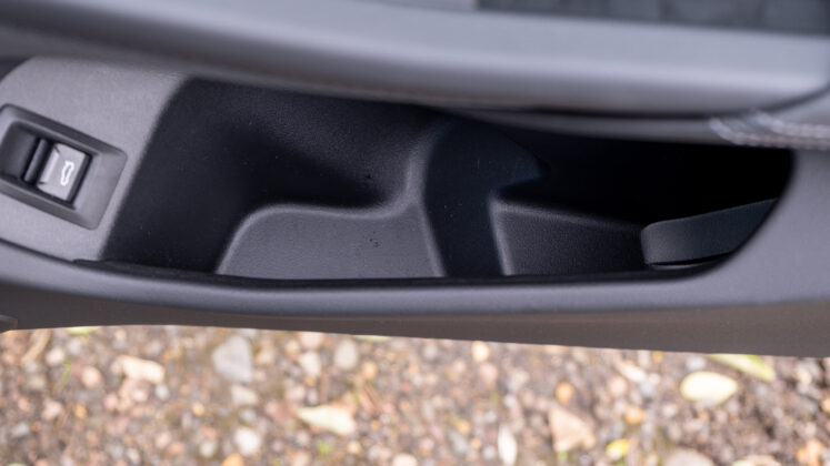 BMW i5 Touring front door compartment